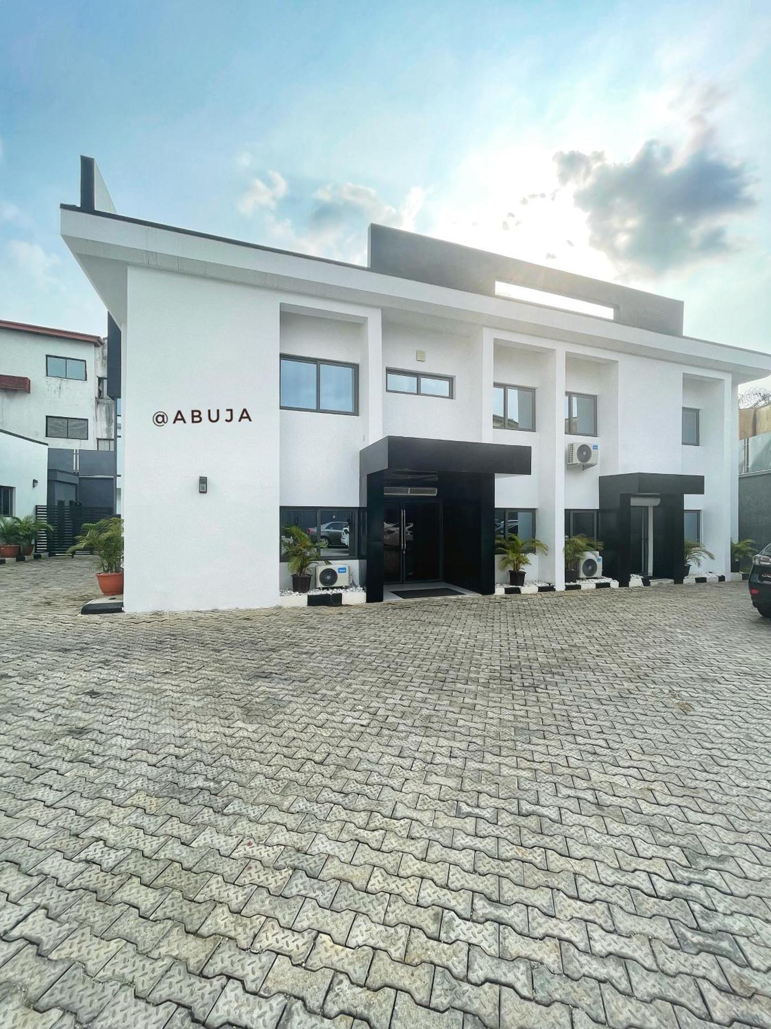 Plush Hotel,Abudża Zewnętrze zdjęcie
